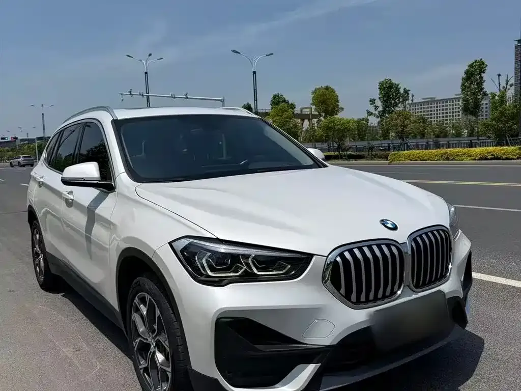 BMW X1 — фото 4
