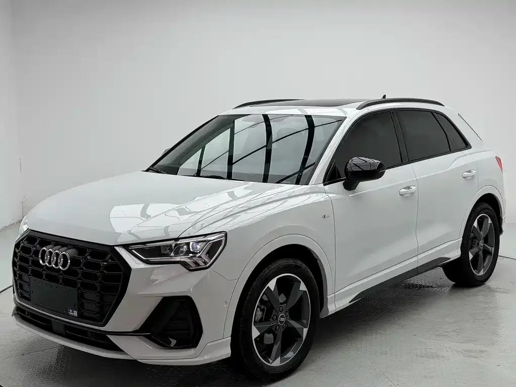 Audi Q3 2022 из CN, фото 1