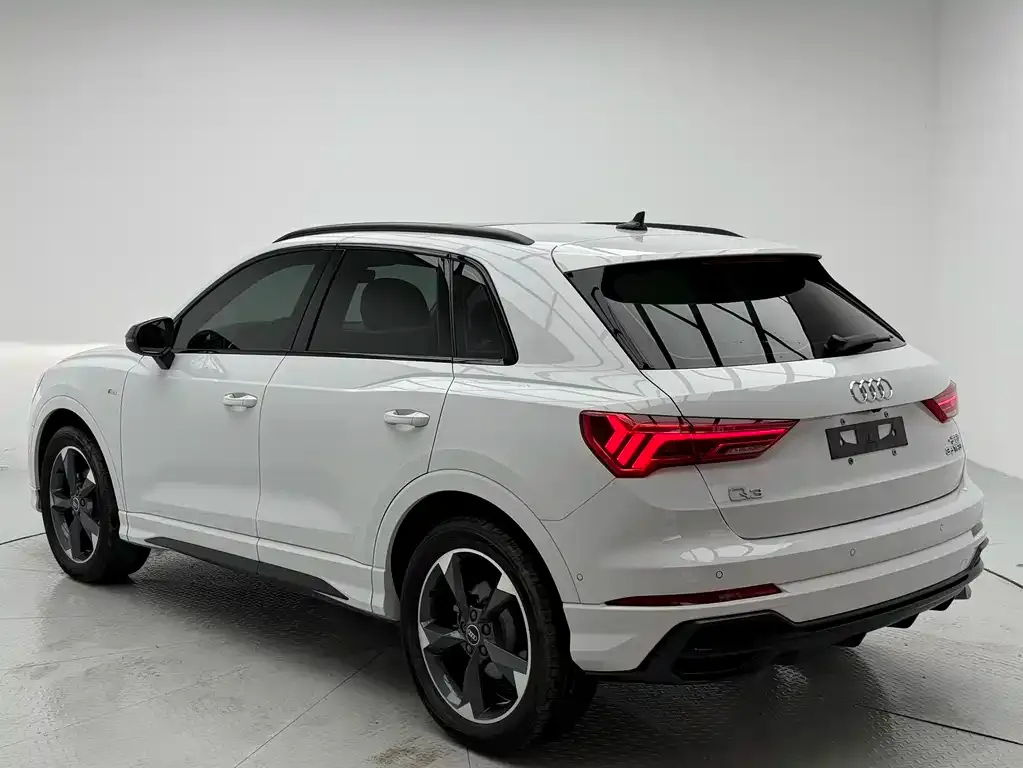 Audi Q3 2022 из CN, фото 5