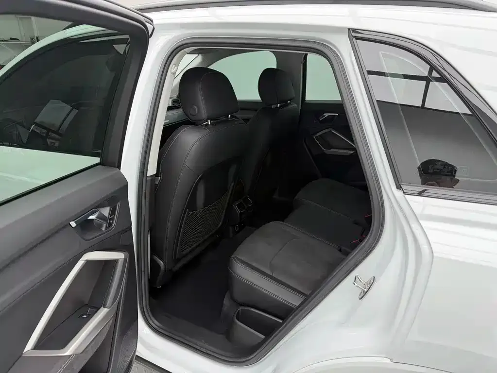 Audi Q3 2022 из CN, фото 6