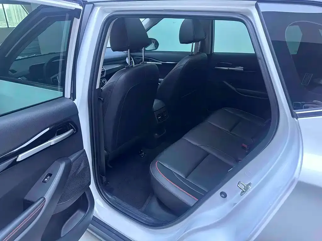 Kia Seltos 2023 из CN, фото 10