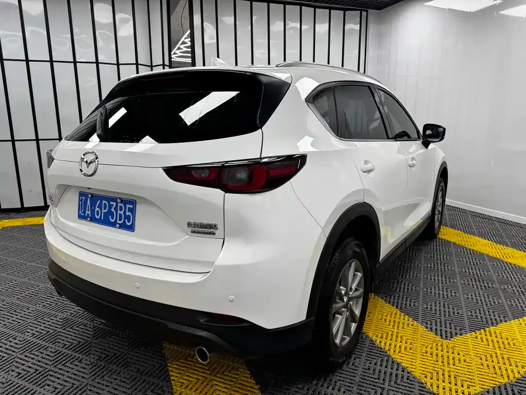 Mazda CX-5 2023 из CN, фото 10