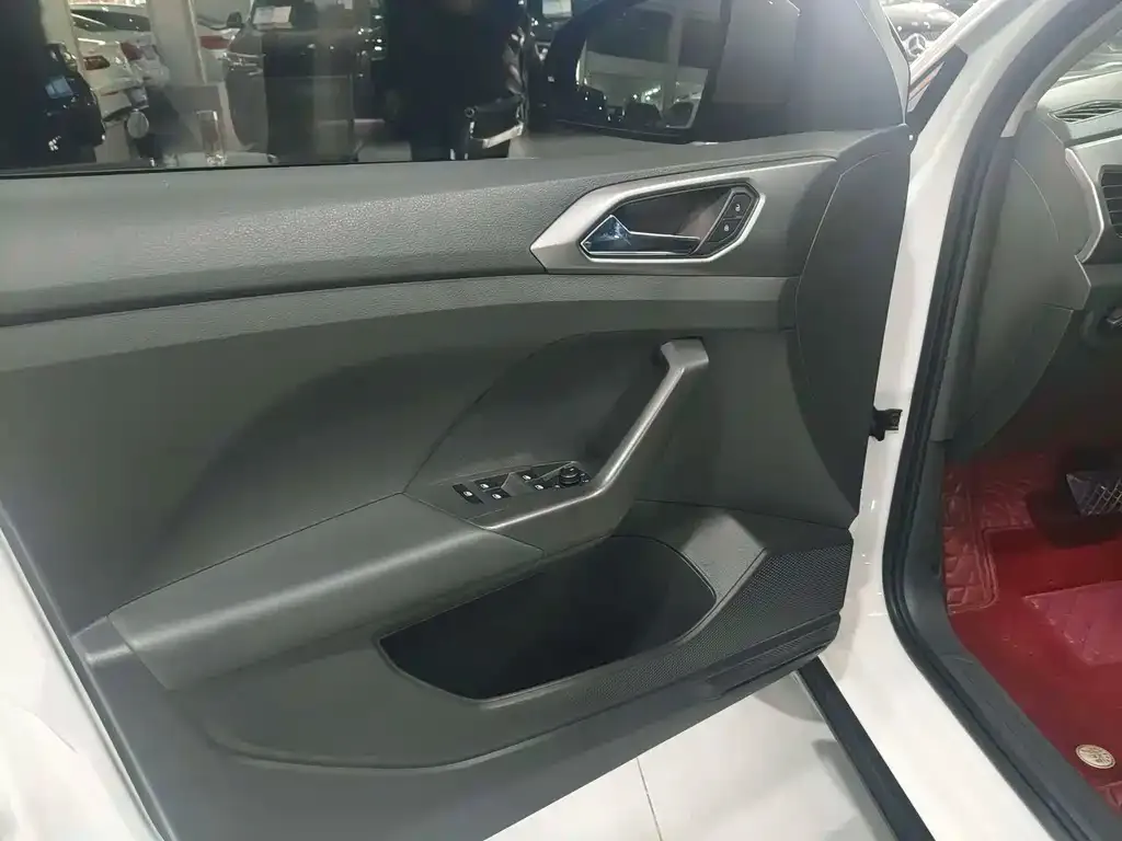 Volkswagen T-Cross 2021 из CN, фото 10