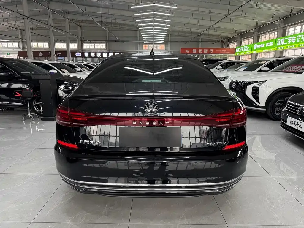 Volkswagen Passat — фото 5