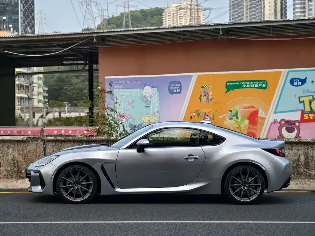 Subaru BRZ 2022 из CN, фото 7