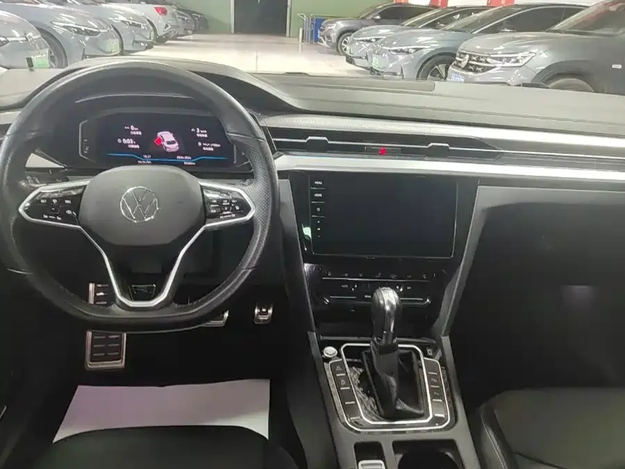 Volkswagen CC 2023 из CN, фото 7