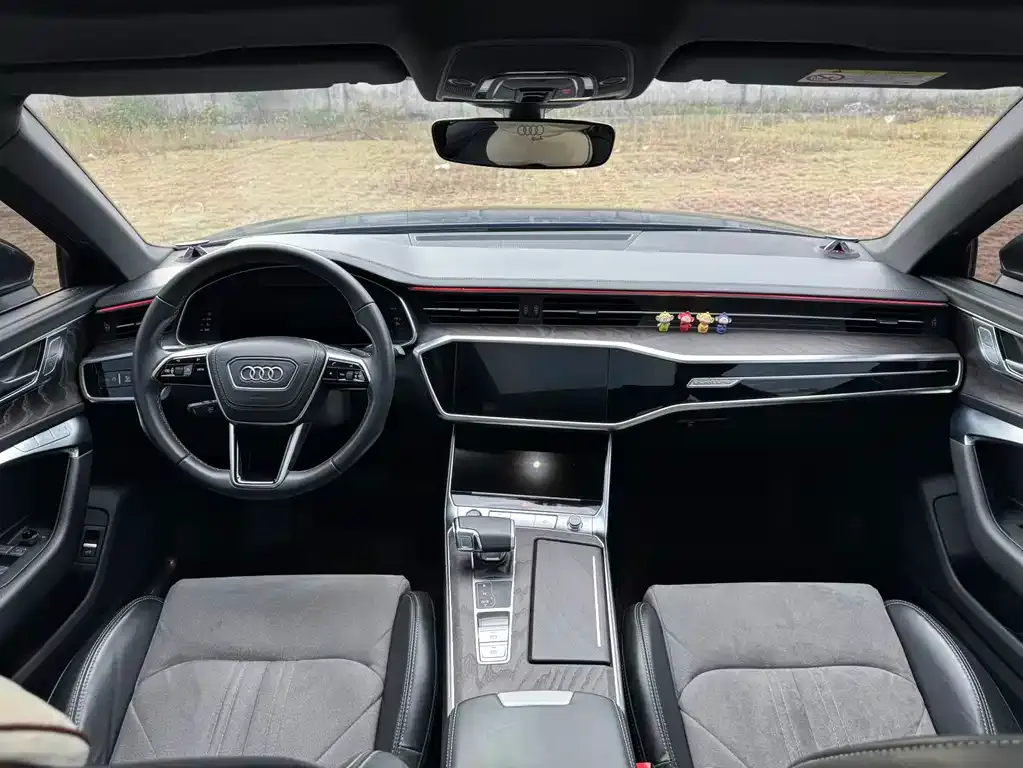 Audi A6L 2023 из CN, фото 2