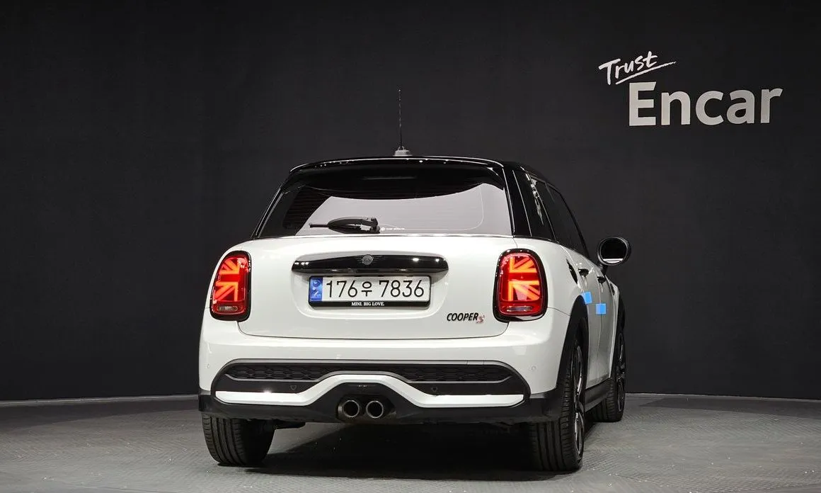 Mini Cooper 2024 из KR, фото 3