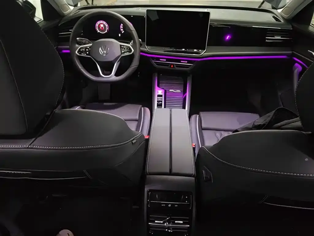 Volkswagen Magotan 2025 из CN, фото 7