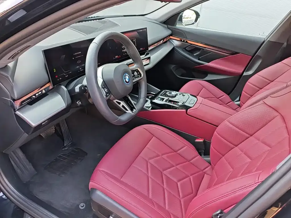 BMW i5 2025 из CN, фото 8