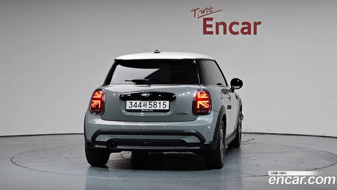 Mini Cooper 2022 из KR, фото 2