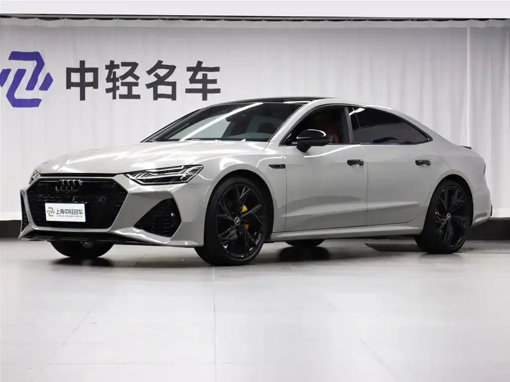 Audi A7L — фото 1