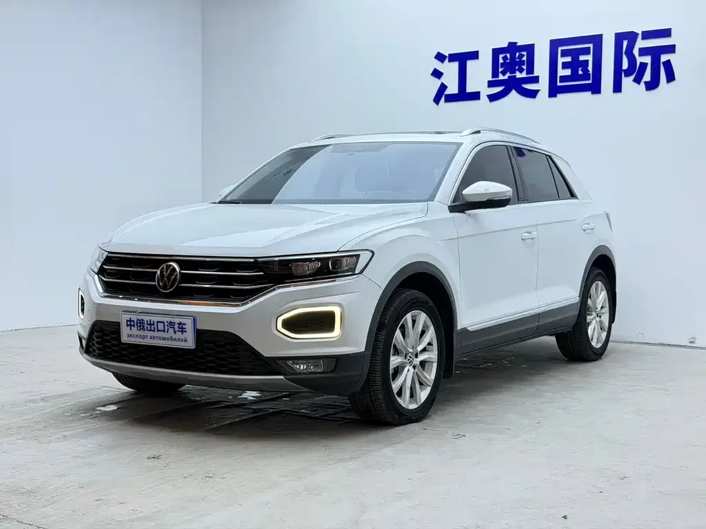 Volkswagen T-Roc — фото 1