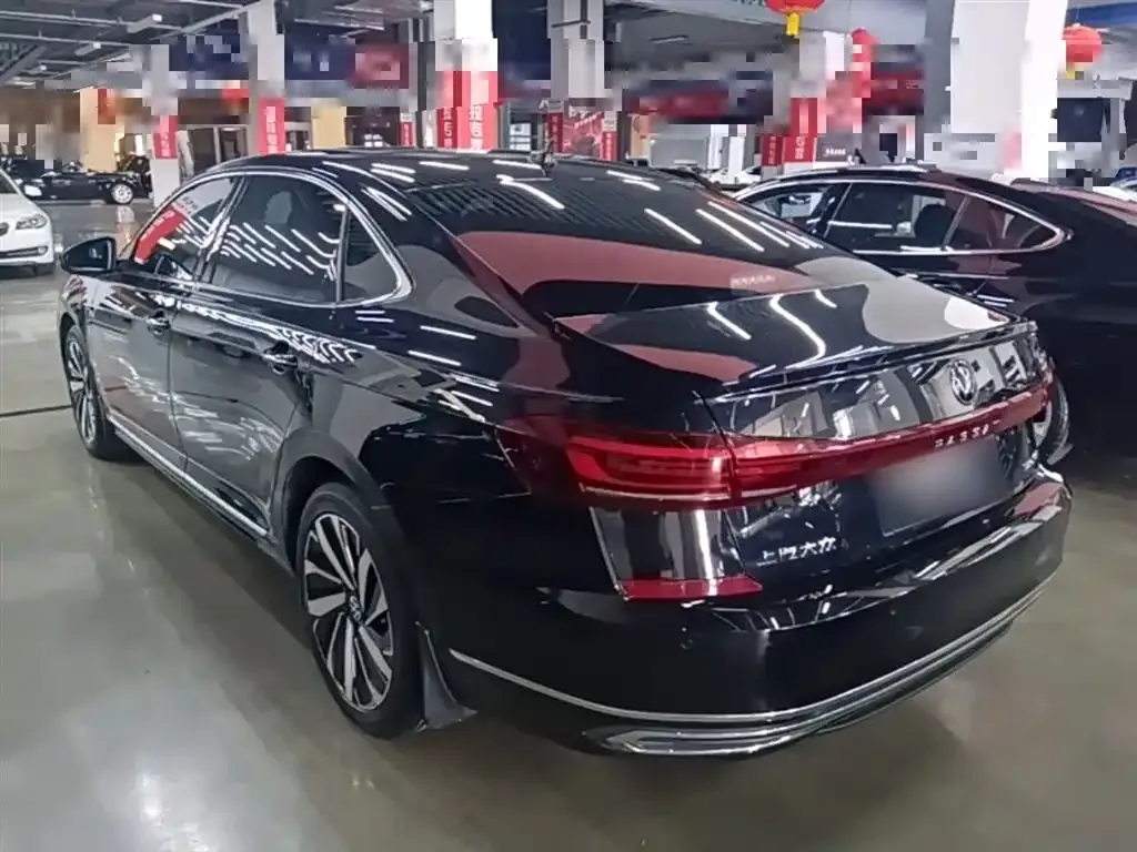 Volkswagen Passat — фото 2