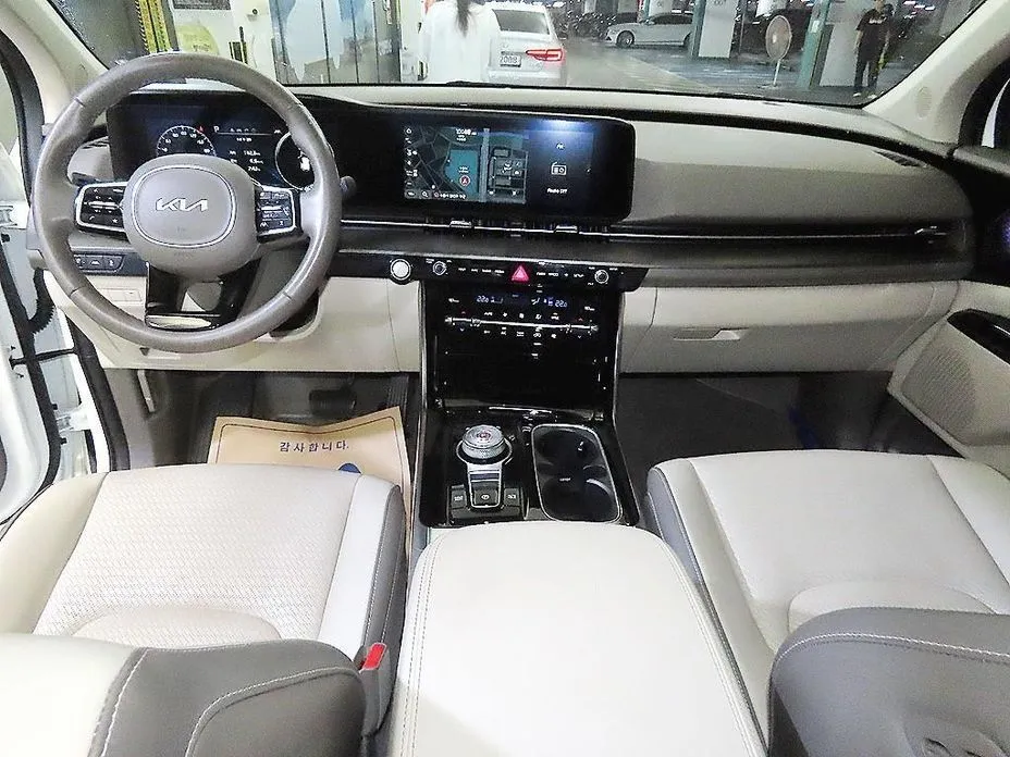 Kia Carnival 2023 из KR, фото 3