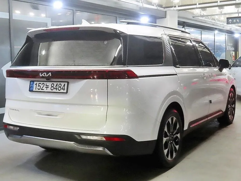 Kia Carnival 2023 из KR, фото 10