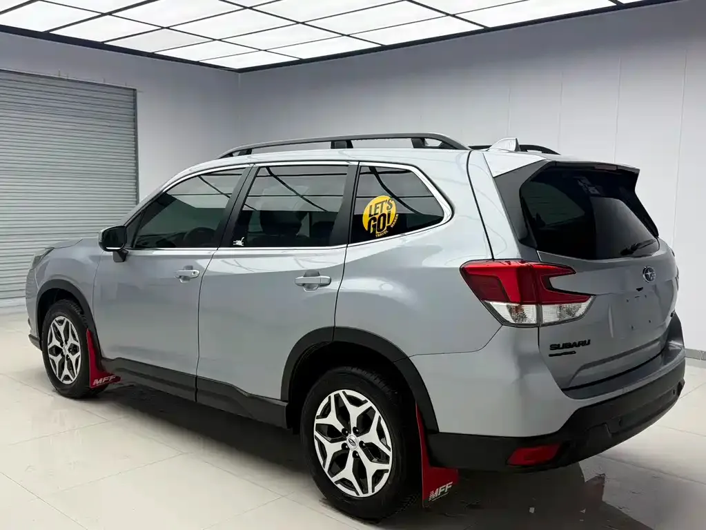 Subaru Forester — фото 3