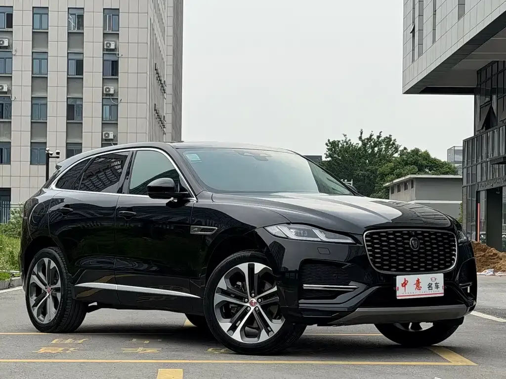 Jaguar F-PACE — фото 4