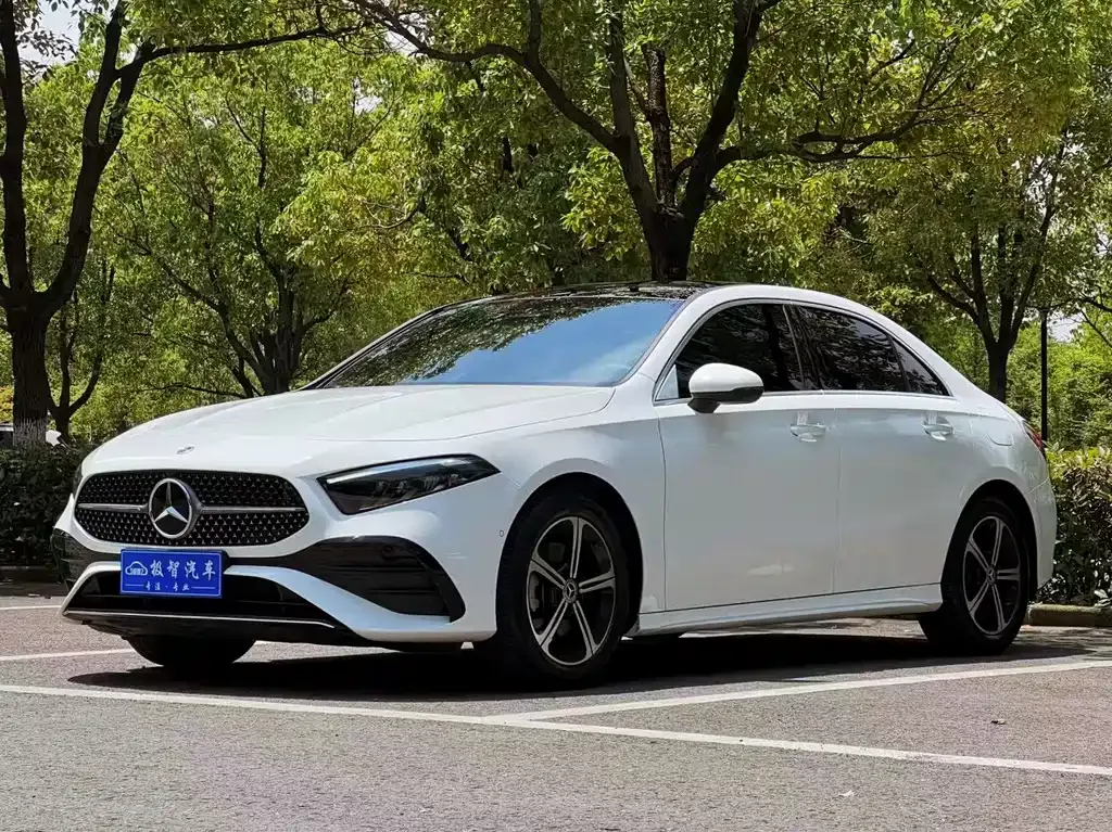 Mercedes-Benz A-Class — фото 1