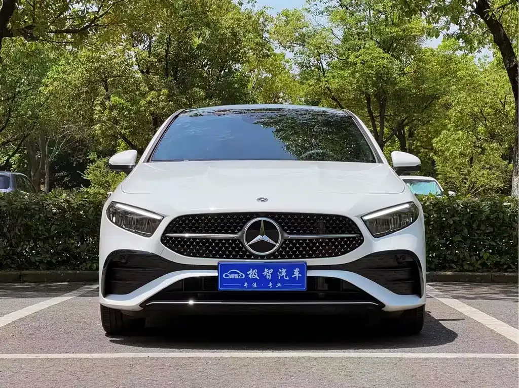 Mercedes-Benz A-Class — фото 10