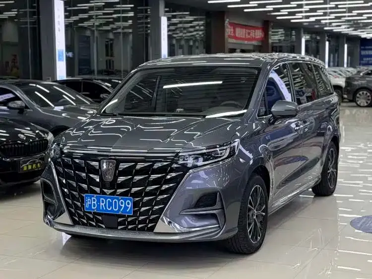 Roewe iMAX8