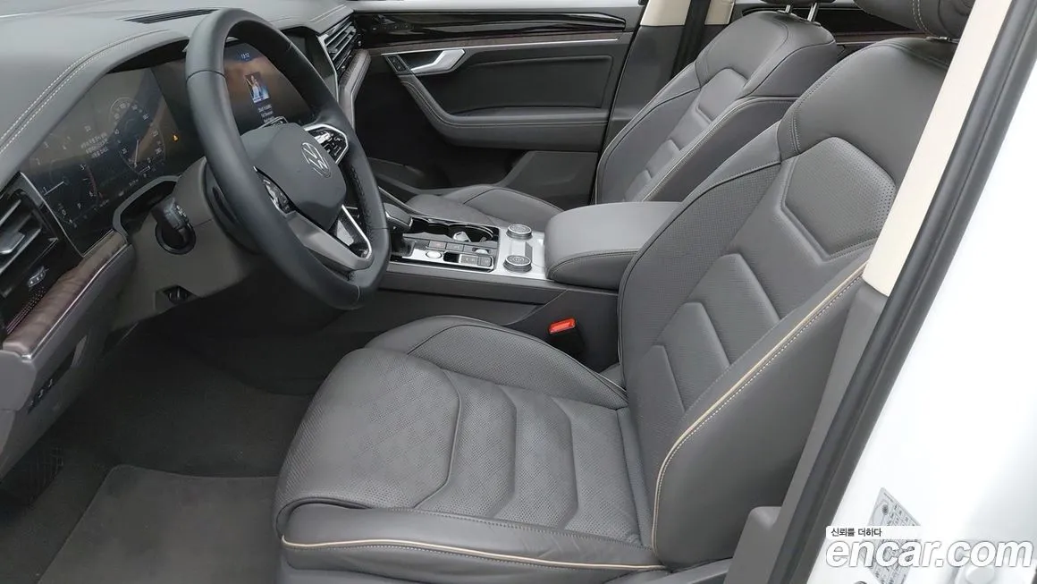 Volkswagen Touareg 2023 из KR, фото 7