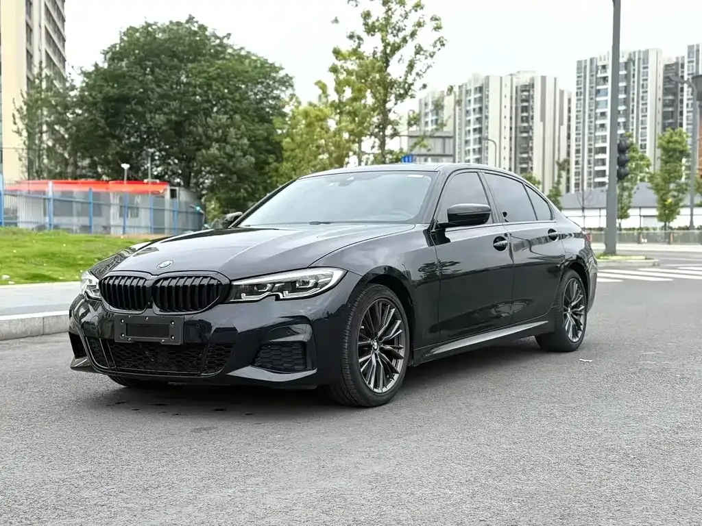 BMW 3 Series — фото 1