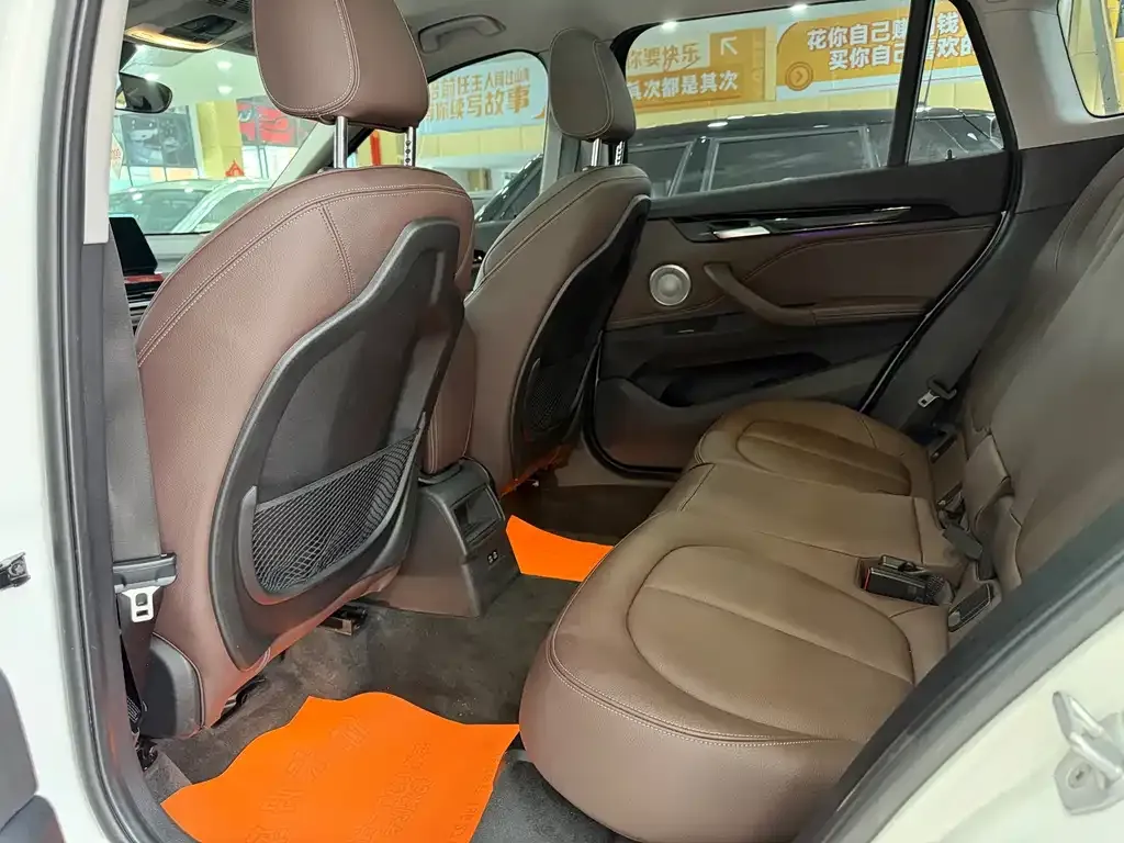 BMW X1 2021 из CN, фото 7