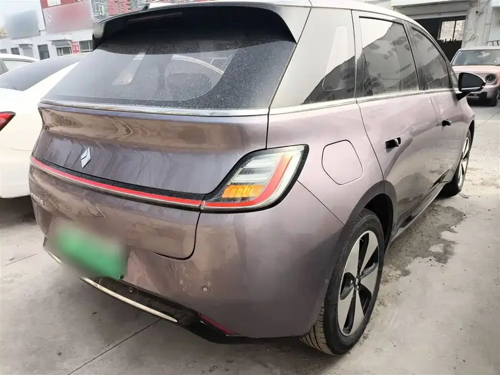 Baojun Yunduo 2023 из CN, фото 8