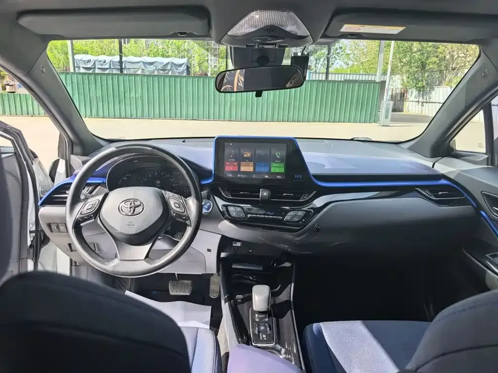 Toyota C-HR EV 2022 из CN, фото 2