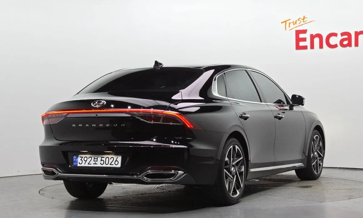 Hyundai Grandeur 2023 из KR, фото 2