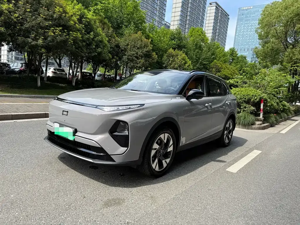Bestune Yueyi 07