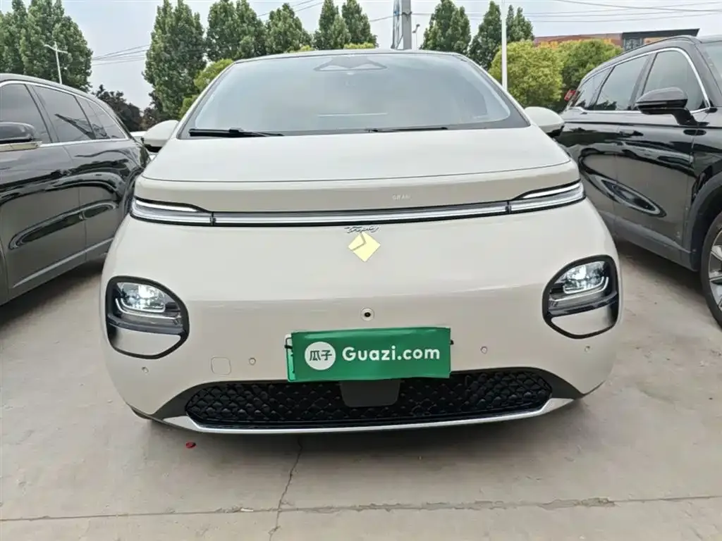Baojun Yunduo 2024 из CN, фото 7