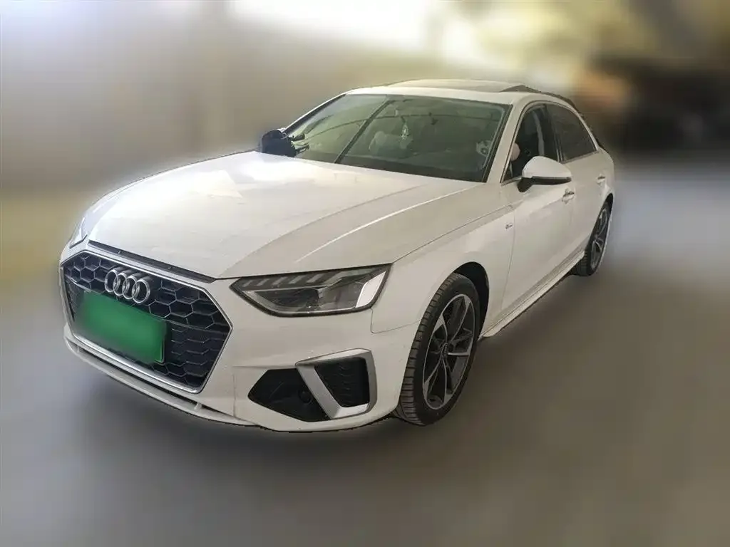Audi A4L 2023 из CN, фото 1