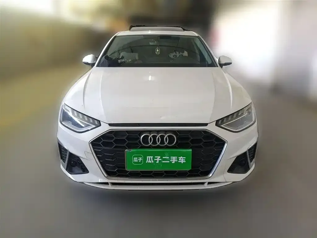 Audi A4L 2023 из CN, фото 10