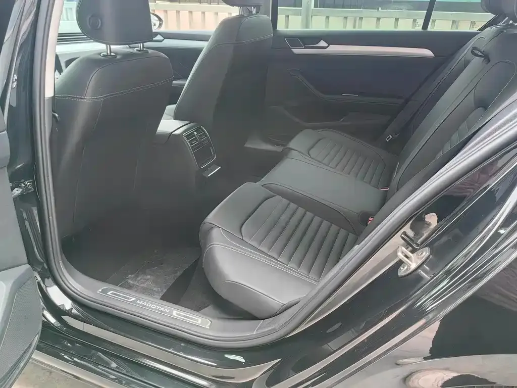 Volkswagen Magotan 2024 из CN, фото 5