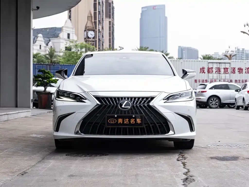 Lexus ES 2023 из CN, фото 7