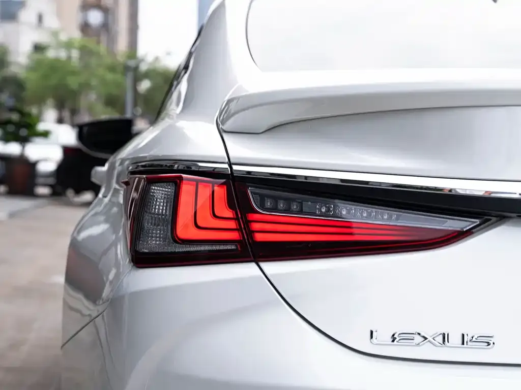 Lexus ES 2023 из CN, фото 8