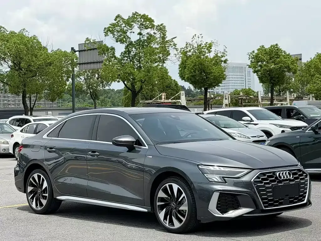 Audi A3 — фото 9