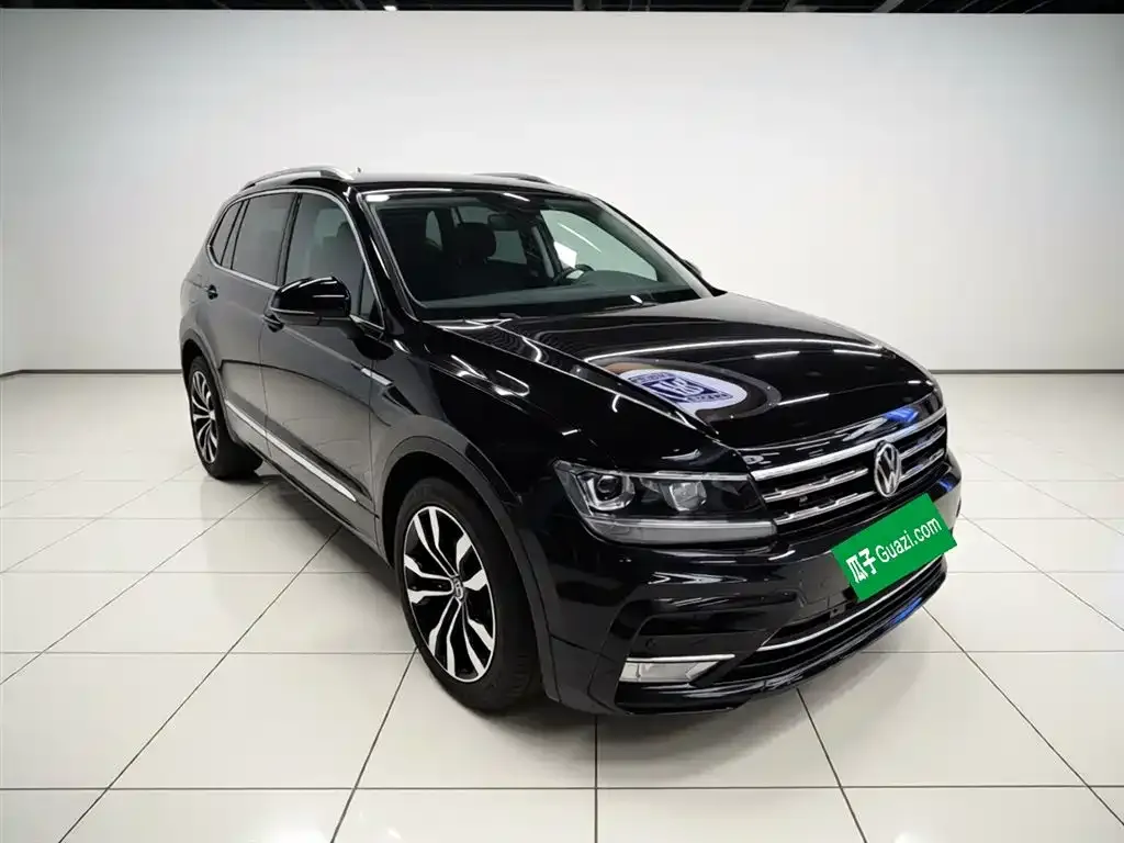 Volkswagen Tiguan L — фото 3