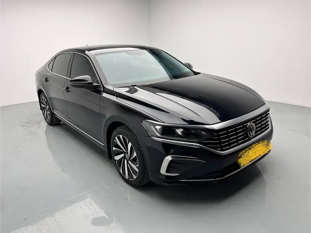 Volkswagen Passat — фото 7