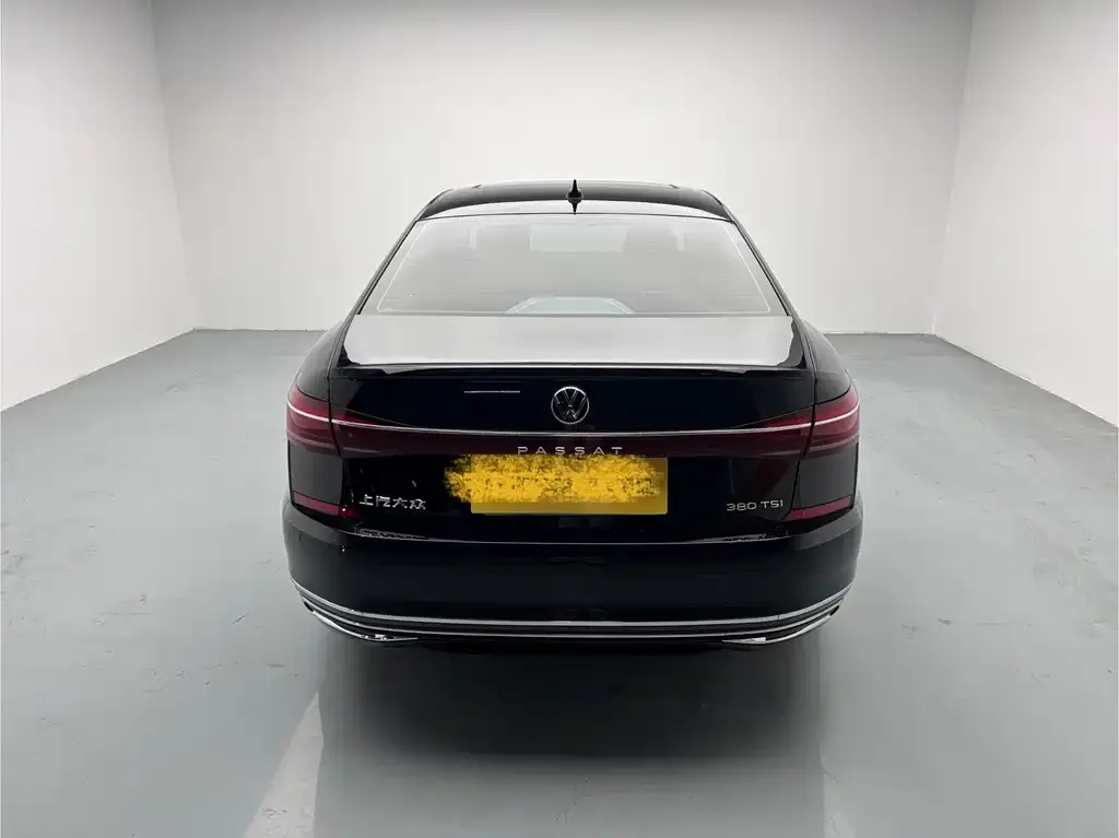 Volkswagen Passat — фото 2