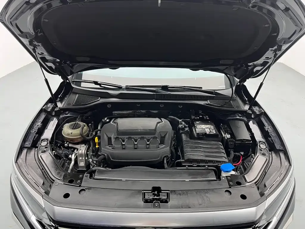 Volkswagen Passat — фото 6