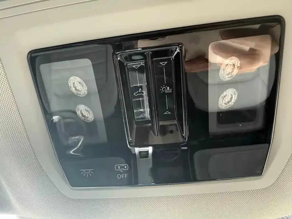Volkswagen Tavendor 2023 из CN, фото 10
