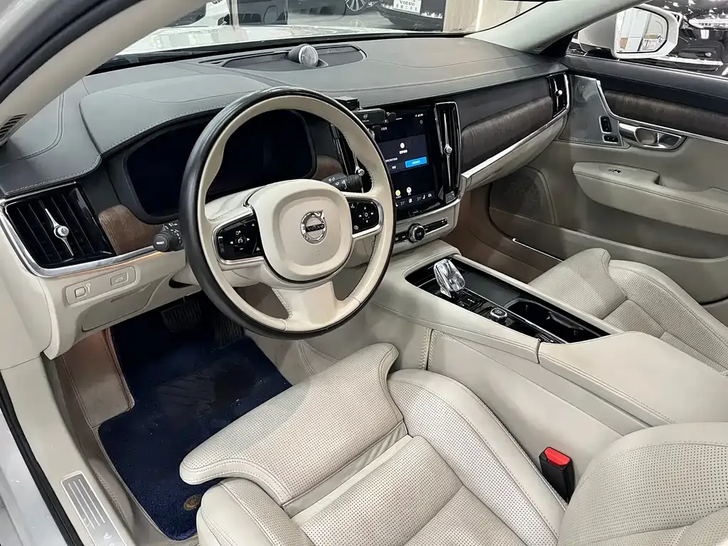 Volvo S90 — фото 4
