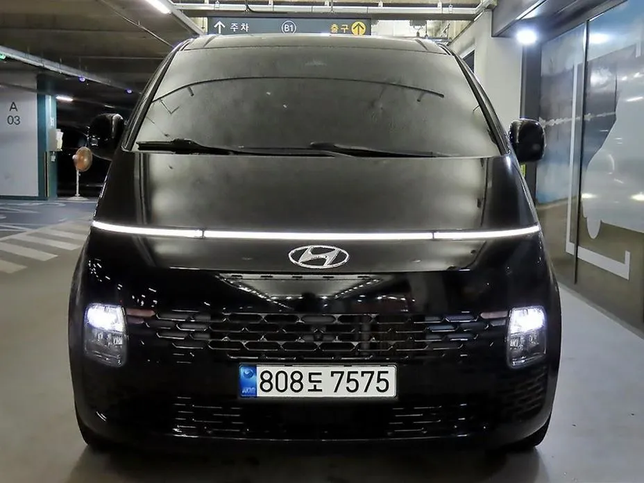 Hyundai Staria 2022 из KR, фото 3
