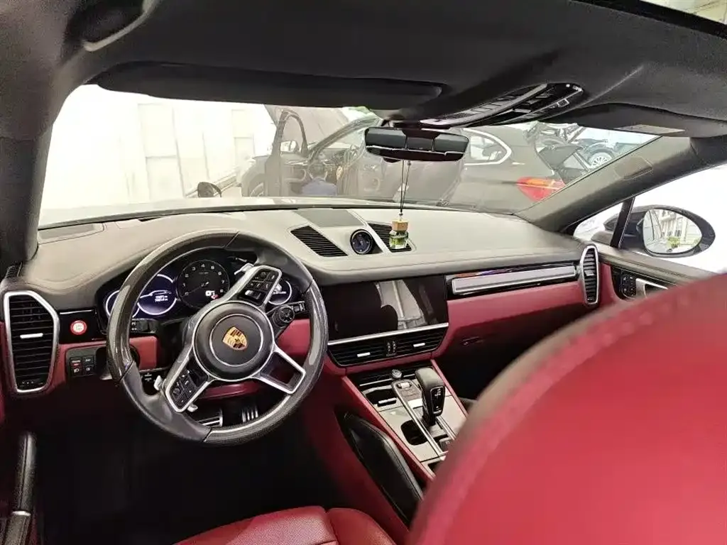 Porsche Cayenne 2023 из CN, фото 2