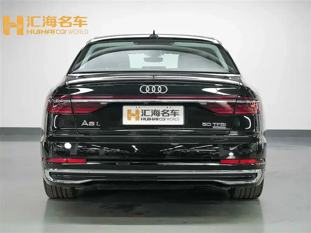 Audi A8 — фото 4