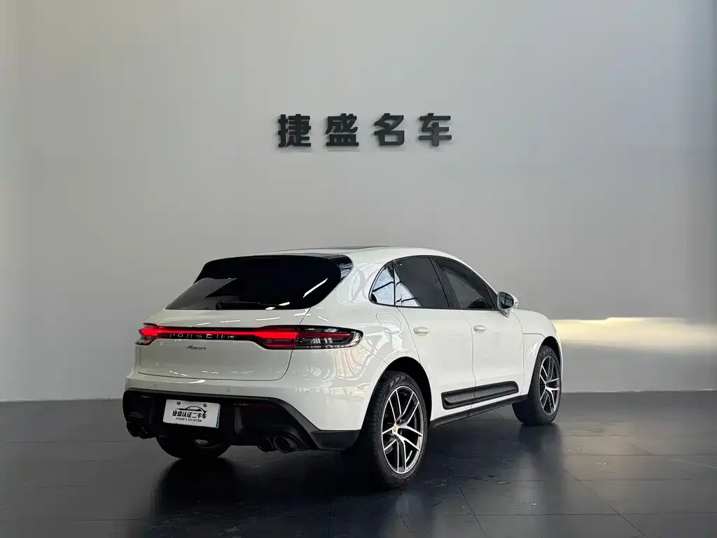 Porsche Macan — фото 10