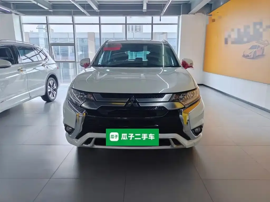 Mitsubishi Outlander 2022 из CN, фото 8